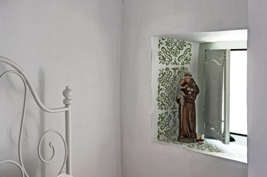 Stay Local In Alfama! Alice Central Home, Near River Lisboa Ngoại thất bức ảnh